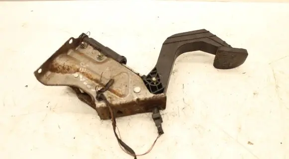 Volkswagen Crafter Clutch pedal 9062900212