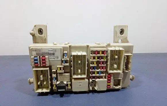 Ford Focus C-MAX Fuse box set 7M5T14A073DE