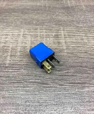 Nissan X-Trail T30 Other relay 2523079945