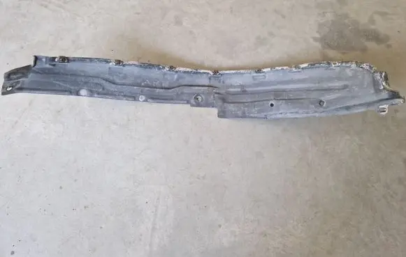 Nissan Patrol Y61 Front wheel arch liner splash guards 63843VB000