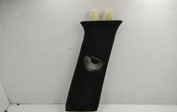BMW 3 E90 E91 (B) pillar trim (top) 7058336