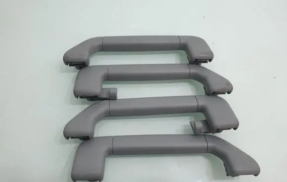 Volkswagen Touareg I A set of handles for the ceiling 