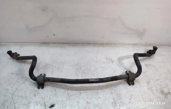 Front anti-roll bar/sway bar