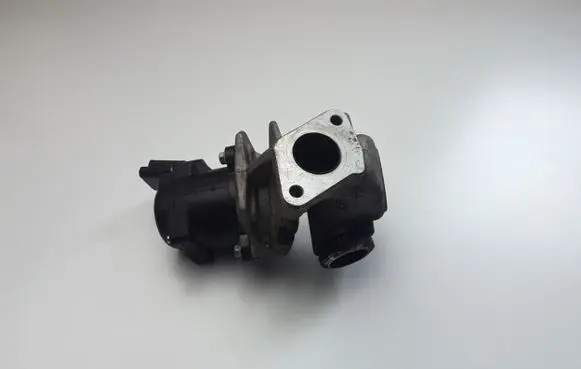 Volvo C30 EGR valve 424730151