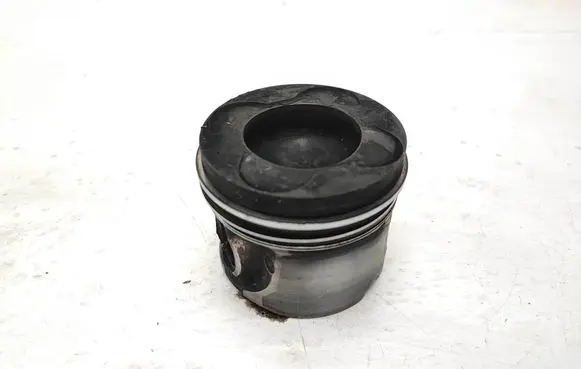 Piston