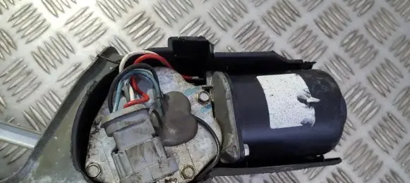 Renault Megane I Wiper motor