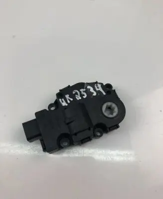 BMW 1 F20 F21 Intake manifold valve actuator/motor EFB431