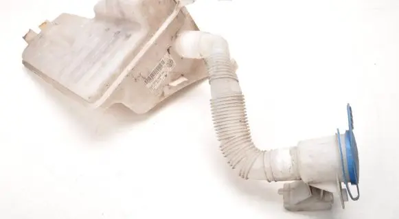Windshield washer fluid reservoir/tank