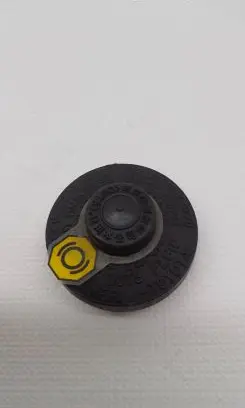 Toyota RAV 4 (XA30) Brake fluid reservoir filler cap with level sensor 