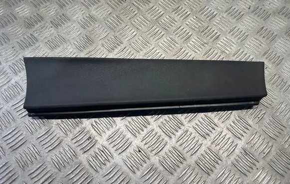 BMW X6 E71 Glove box