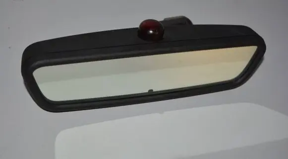 Rear view mirror (interior)