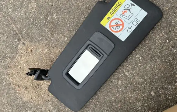 BMW 3 G20 G21 Sun visor 8092731