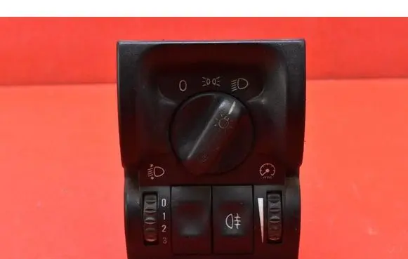 AC 428 Light switch 90569813