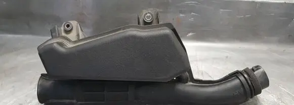 Intake resonator