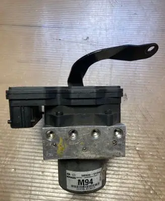 Hyundai ix35 ABS Pump 589202Y940