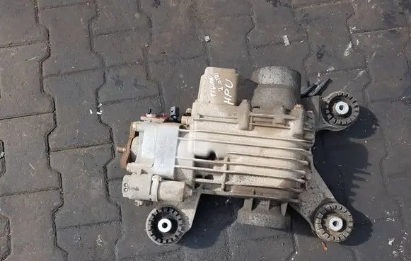 Volkswagen Tiguan Rear differential III0AY525010III 0AY525010 HPU