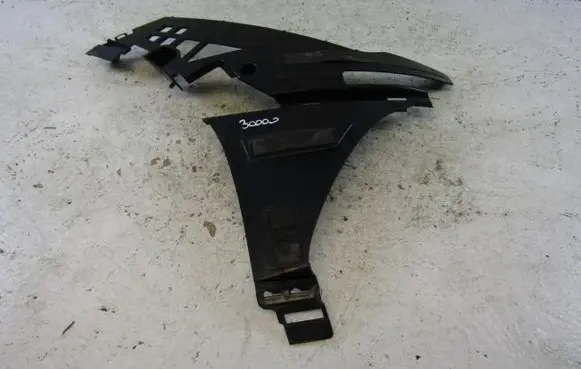 Mercedes-Benz CLA C118 X118 Front bumper mounting bracket A1188853601