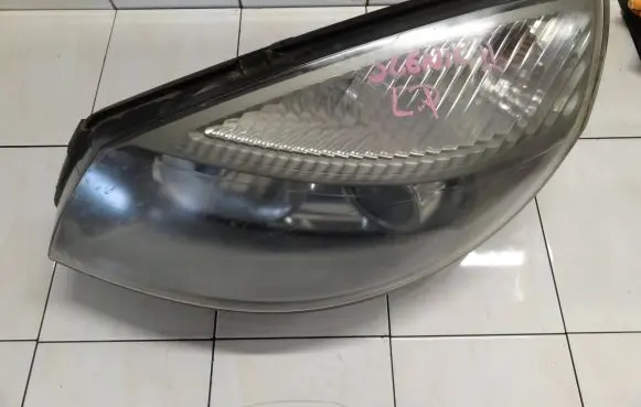 Renault Scenic II - Grand scenic II Headlight/headlamp