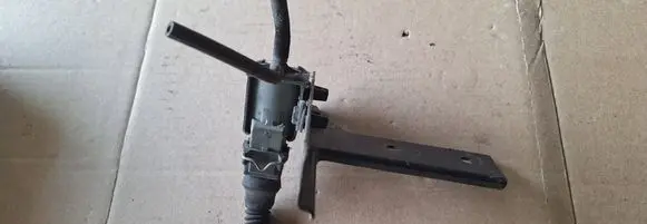 BMW 5 E34 Turbo solenoid valve 11742243804