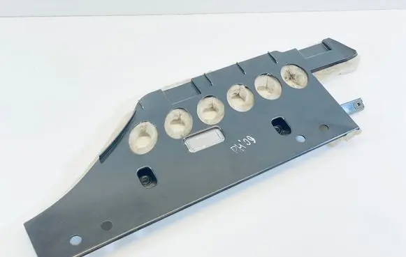 Dashboard lower bottom trim panel