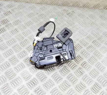 Skoda Octavia Mk3 (5E) Front door lock 5E1837016