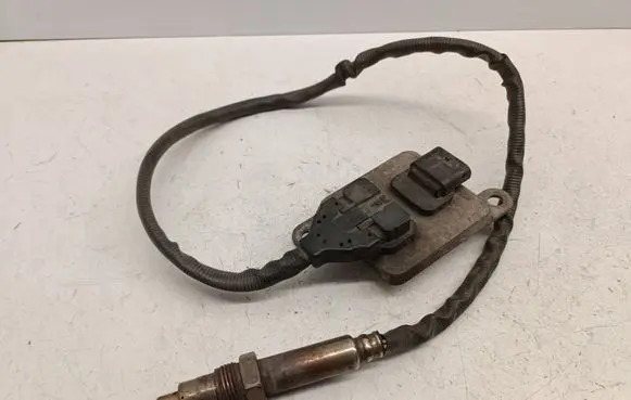 Mercedes-Benz Sprinter W906 Lambda probe sensor A0009053503 5WK96682D 0009053503