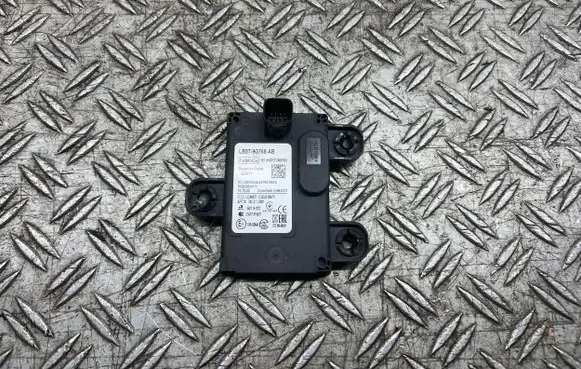 Ford Explorer VI Distronic sensor radar LB5T9G768