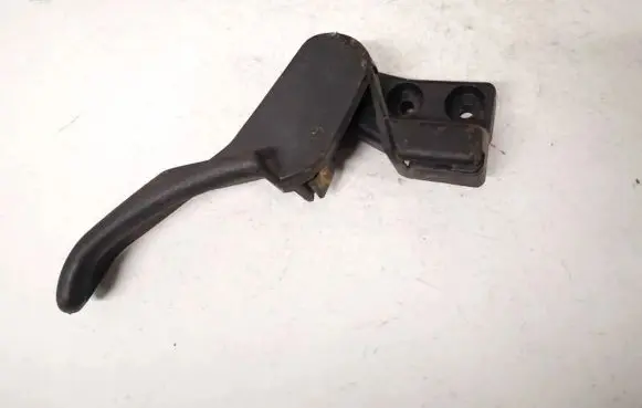 Volkswagen PASSAT B5 Engine bonnet (hood) release handle 3b1823533