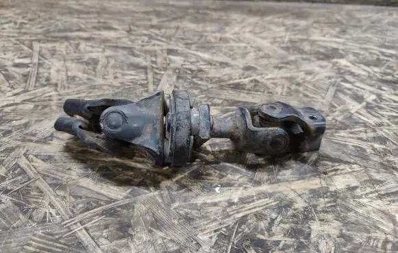 Subaru SVX Steering column universal joint