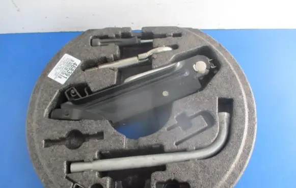 Seat Altea XL Lift Jack 5P0012115C