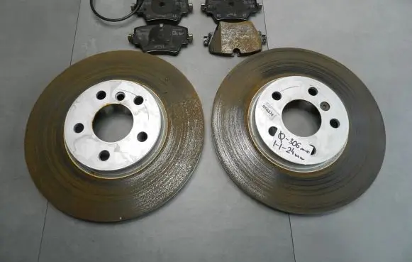 BMW X1 F48 F49 Brake pads (front) 6799351