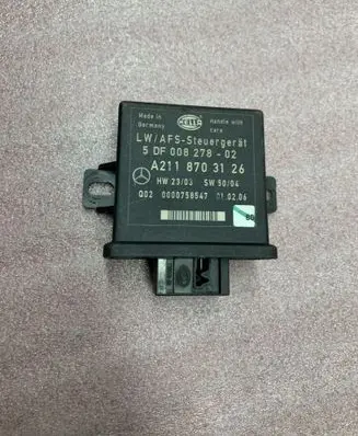 Mercedes-Benz R W251 Light module LCM A2118703126 5DF00827802
