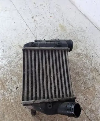 Audi A6 S6 C6 4F Intercooler radiator