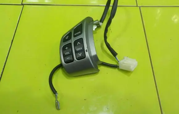 Opel Agila B Other switches/knobs/shifts NP561
