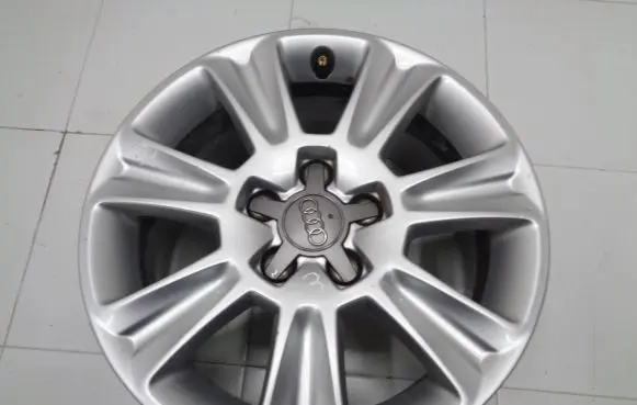 Audi A1 R15 alloy rim 8X0601025