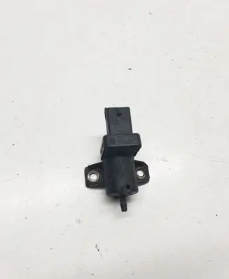 Opel Astra J Valve vacuum 55566051