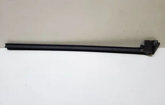 Ford Mustang VI Front door windshield rail FR3B6321435AH