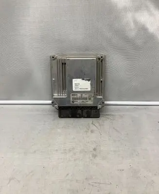 BMW 5 E60 E61 Engine control unit/module 0281015129 7809944