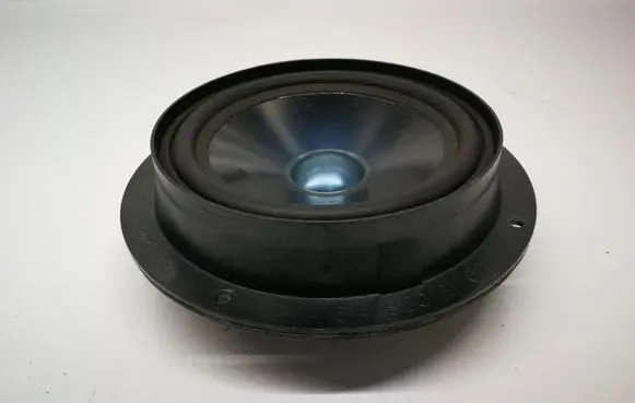 Panel speaker
