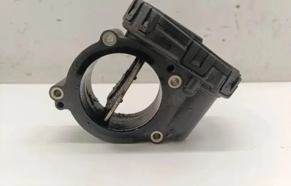 Mercedes-Benz C W205 Throttle valve A6510900470
