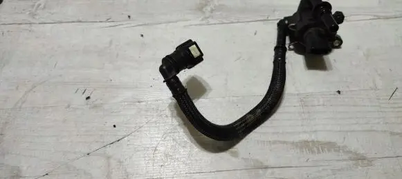 Fuel pressure sensor