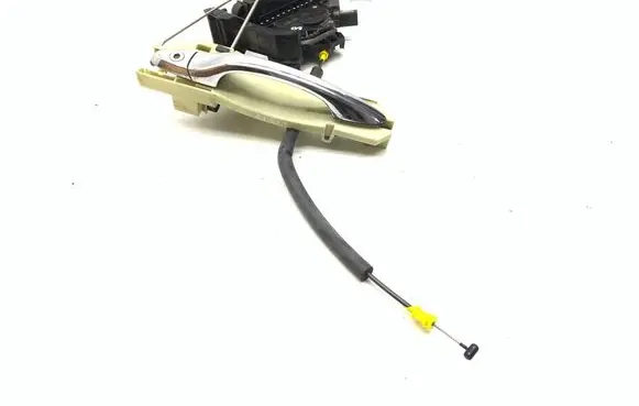 Jaguar XJ X350 Front door lock 2W93219A45BM