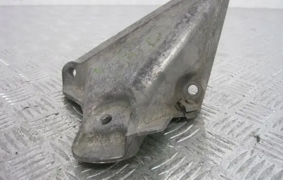 BMW 5 E60 E61 Engine mount bracket 6769153 5904726974117