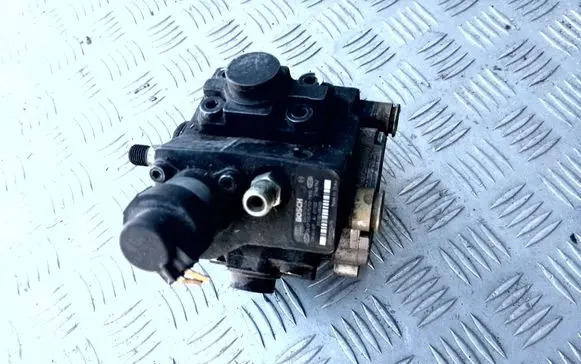 KIA Ceed Fuel injection high pressure pump 33100-2A400 0445010124