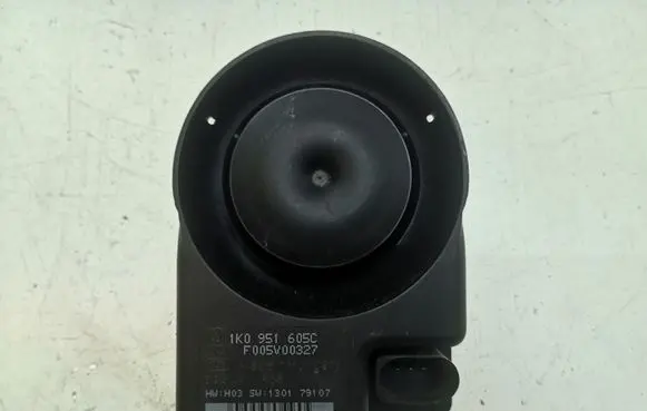 Audi A4 S4 B8 8K Alarm system siren 1K0951605C