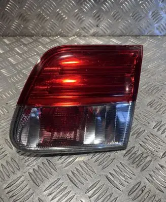 Toyota Avensis T270 Tailgate rear/tail lights 8158005130