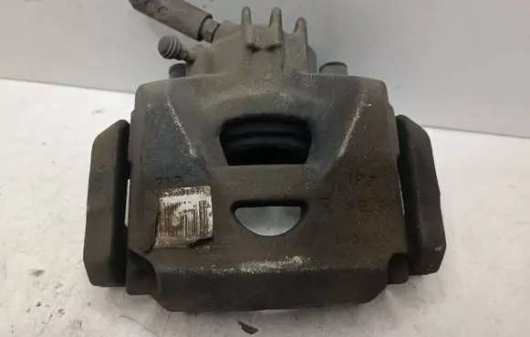 Citroen DS4 Front brake caliper