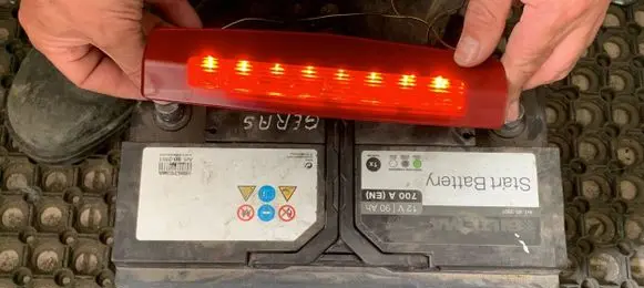 Opel Zafira B Third/center stoplight 13252463