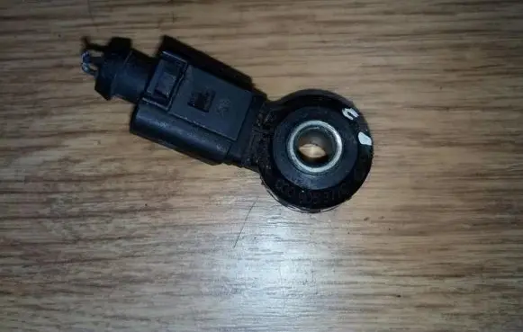 Detonation knock sensor