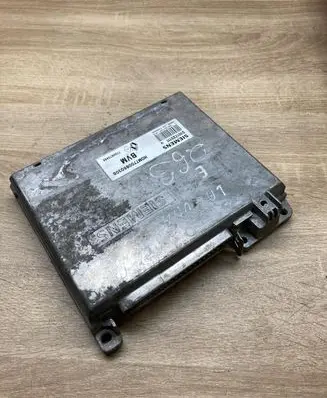 Renault Laguna I Engine control unit/module ECU 7700860308 S101725111Q